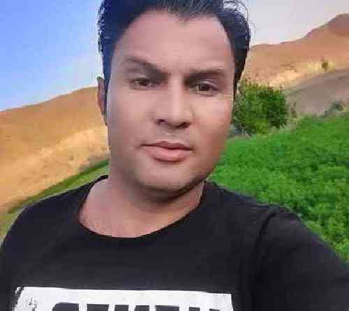 مجتبی آلاله شبمو میسازه چشمات گم میشم تو موج دستات